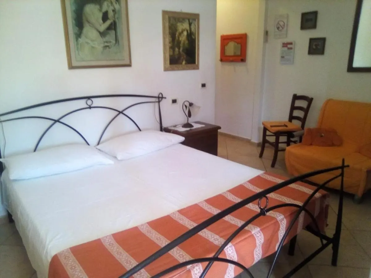 Le Coccinelle Di Maria Bed & Breakfast Torre del Lago Puccini 0*,